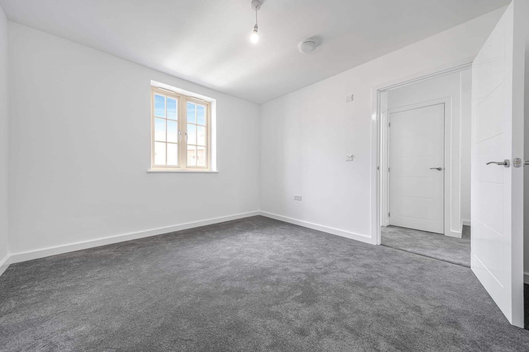 An empty bedroom